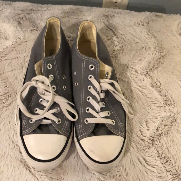 Converse Shoes - Grey converse hardly worn